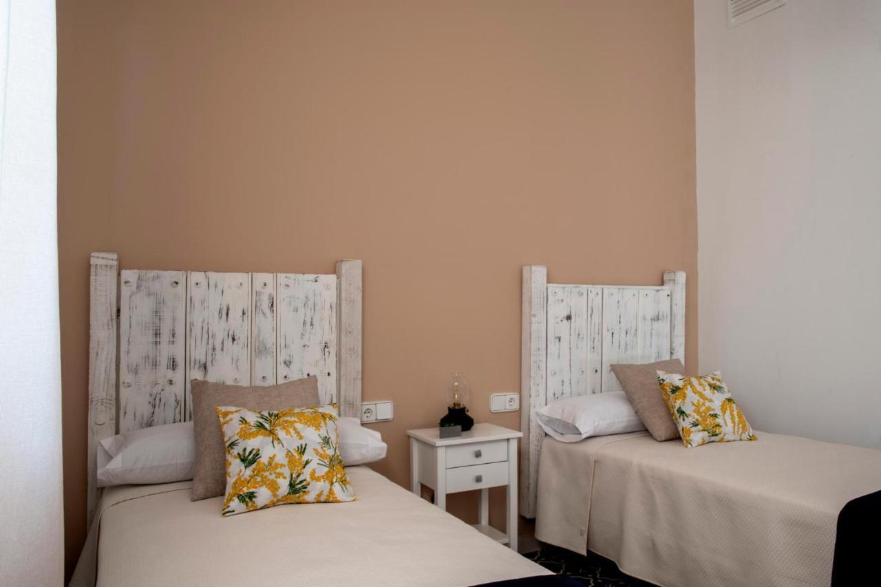 Apartamentos Rurales Helechosa, Las Tres Penas Exterior foto