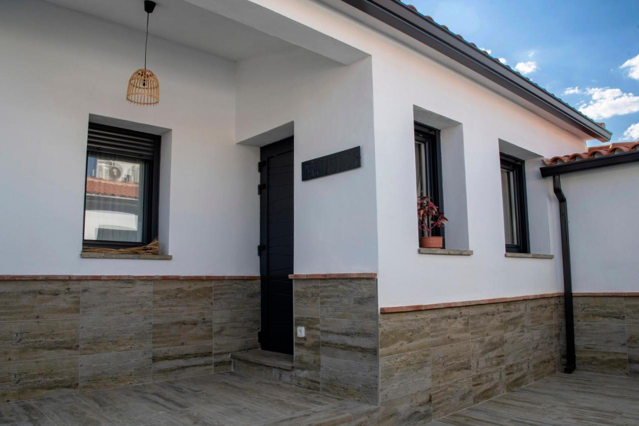 Apartamentos Rurales Helechosa, Las Tres Penas Exterior foto